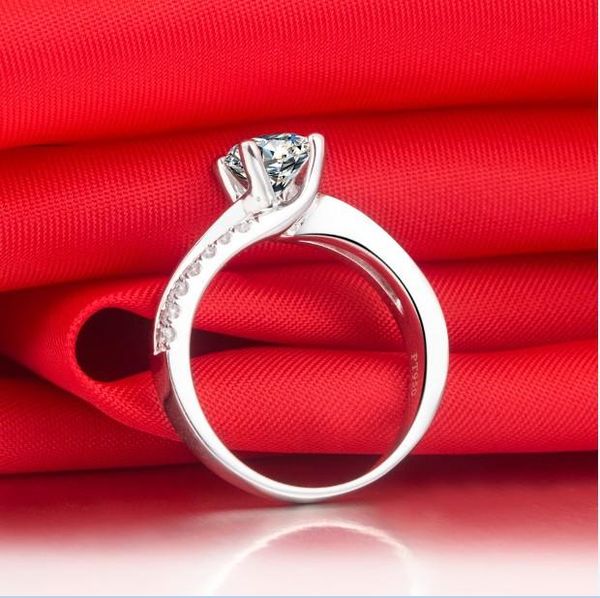 

cluster rings solid gold 14k lovely d color 1ct test positive moissanite engagement ring factory wholesale affordable, Golden;silver