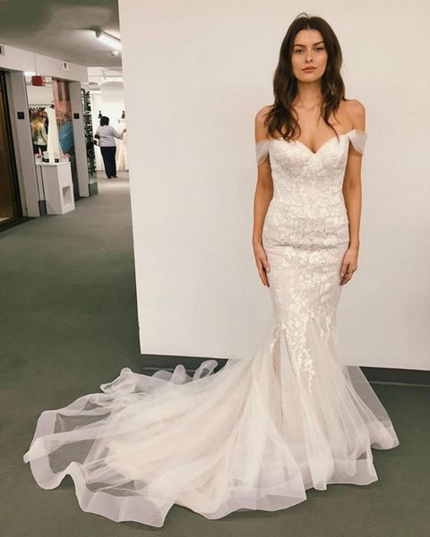 

off shoulder lace mearmaid wedding dresses with appliques sweep train lace-up back plus size tulle bridal gowns, White