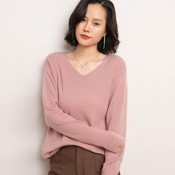 

2021 new women's autumn winter warm knitting jumper female v-neck long sleeve sweater 100% cashmere merino wool jyy4, White;black