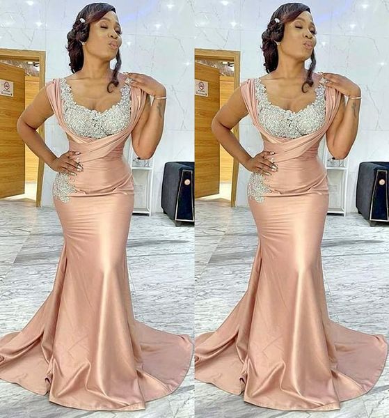 

2021 satin evening dresses mermaid lace applique sleeveless custom made plus size scoop neck ruched pleats dubai prom party gown vestidos, Black;red