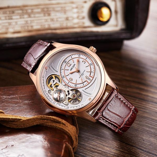

wristwatches megir fashion skeleton dial quartz watch men brown leather strap waterproof men's relogio masculino 2021g, Slivery;brown