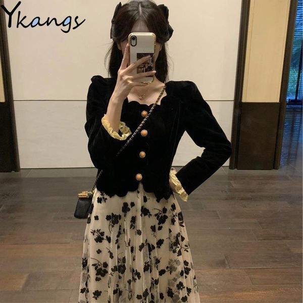 

2021 elegant two piece set women veet single-breasted ruffle long sleeve coat + flowers tulle skirt korean fashion clothing agzj, White