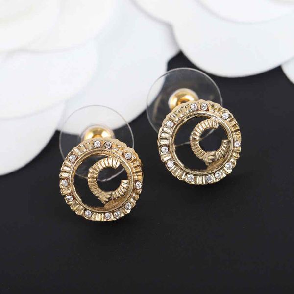

2022 charm stud earring round shape with diamond small and hollow desgin in 18k gold plated for women wedding jewelry gift have box stamp ps, Golden