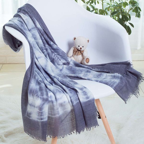 

new handmade tie dyed scarves in autumn and winter, Blue;black