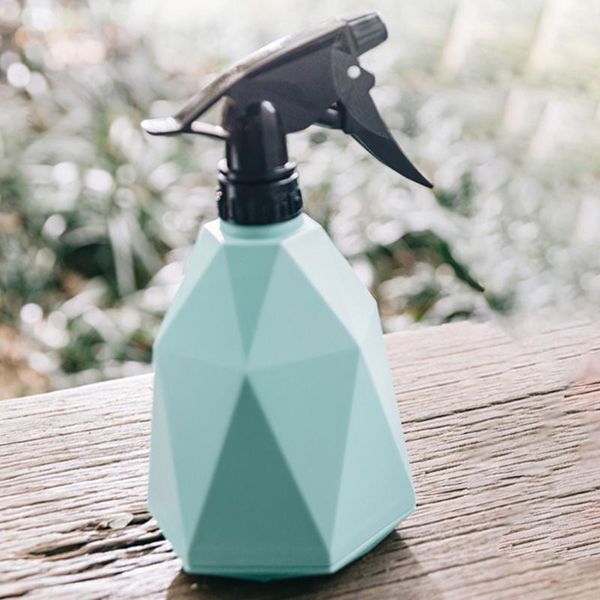 

watering equipments 600ml large capacity spray bottle with adjustable nozzle geometric shape for home cleaning garden courtyard balcony