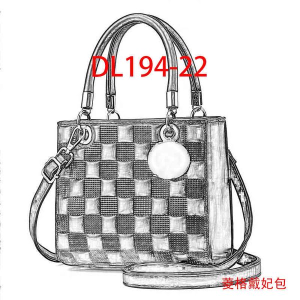

western style handbag women's 2021 new fashion patent leather small fragrance princess bag lingge one shoulder straddle women's ba