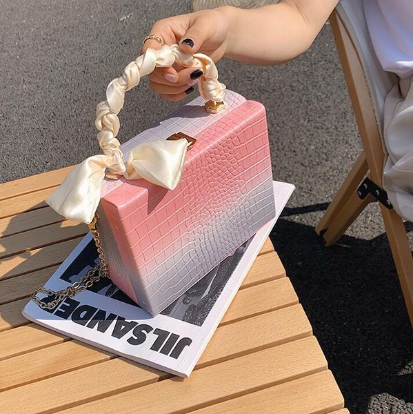 

wholesale women shoulder bag elegant atmospheric gradient leather handbag small fresh crocodile chain bags street fashion scarf decoration w