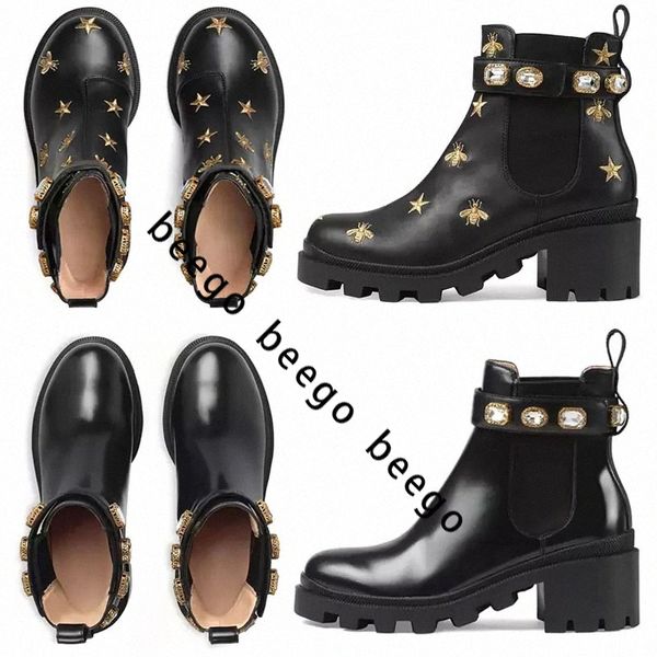 

2022 women designer boots desert boot flamingos love arrow 100% real leather medal coarse non-slip winter shoes with box size eu35-41, Black