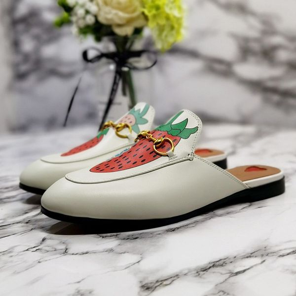 

2021 100% leather men slippers soft cowhide lazy women shoes metal buckle beach slippers mules princetown classic lady slippers with box, Black