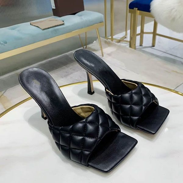 

2021the latest matte leather checked shoes square - mouthed, open-toed women flat heel mjk002, Black