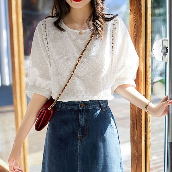 

summer new korea fashion women lantern sleeve loose shirts embroidery cotton lace o-neck casual blouses plus size m28 210315, White