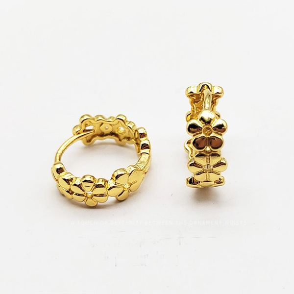 

stud design korea simple personality small hoops gold chain earrings for women twist geometric huggie fashion jewelry brincos 2021, Golden;silver