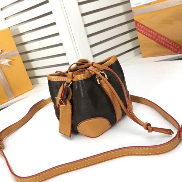 

fashion european 2021 bags bag messenger bags style lady bucket shoulder bag kcloq, Red;black