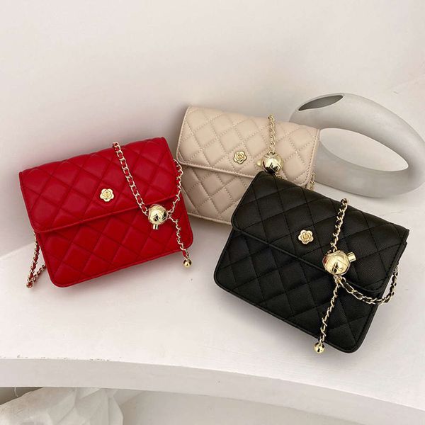 

fashion 2021 new trend fashion women's single shoulder diamond lattice large grain cross carrying pearl fairy bag