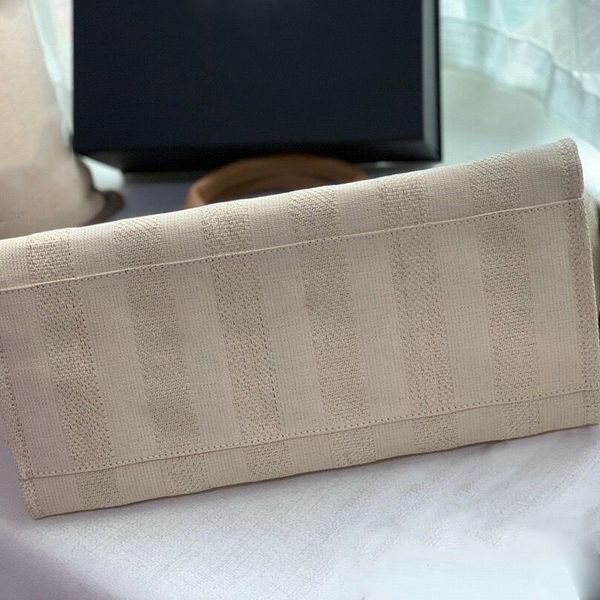 

70% off design hand women beach luxury hands fashion purse shoulder large tote with chain designer canvas shopping bags k43t