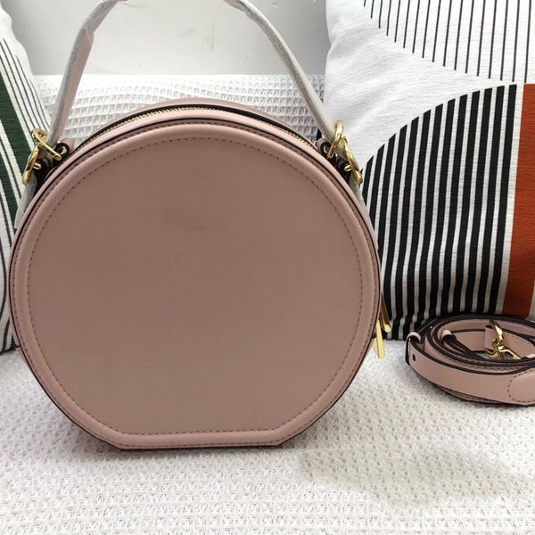 

2021 new leather male briefcase fashion male schoolbag briefcase size 19-19-7cm