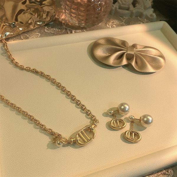 

special offer 2021 luxury designer jewelry quality letter frosted pearl necklace brass necklace french simple women's, Silver