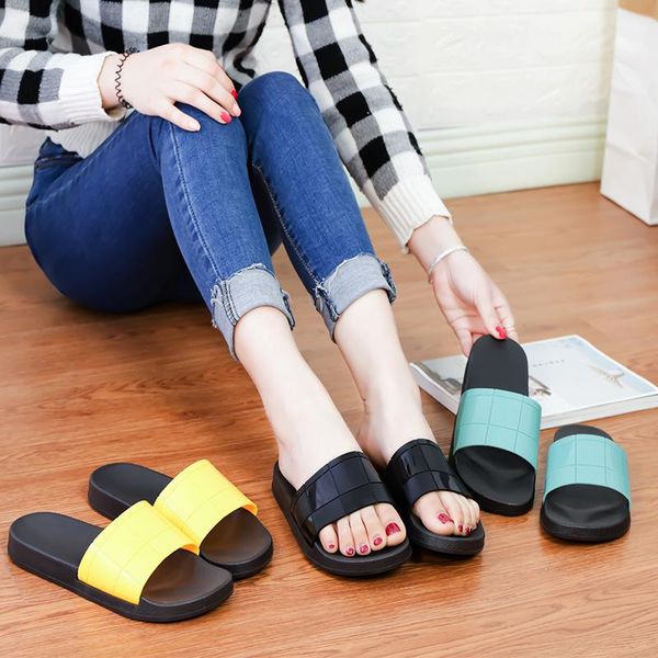 

low flat shoes female womens slippers outdoor pantofle luxury slides 2021 designer massage summer rubber basic rome fabric hoof, Black
