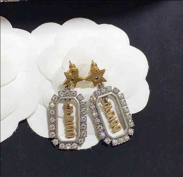 

70% off / 2021 classic pearl earrings female letter full diamond earrings silver needle anti allergy ux9u, Golden