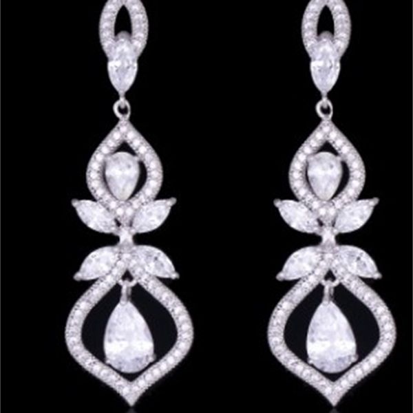 

noble low price more color diamond crystal women's earings 38.9nntytjgytfgf, Silver