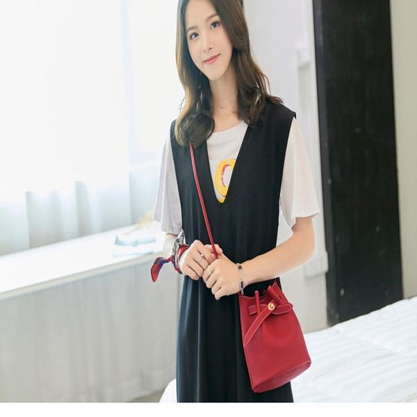 

evening bags women's bag 2021 european and american lock heart one-shoulder small bucket mobile phone