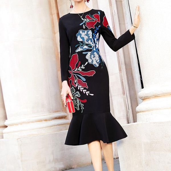 

casual dresses europe fashion spring autumn runway designer floral embroidery trumpet dress vintage vestidos elegant midi office party festa, Black;gray