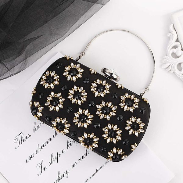 

new flower shaped dinner fashion daisy party dress hand bridal chain evening bag