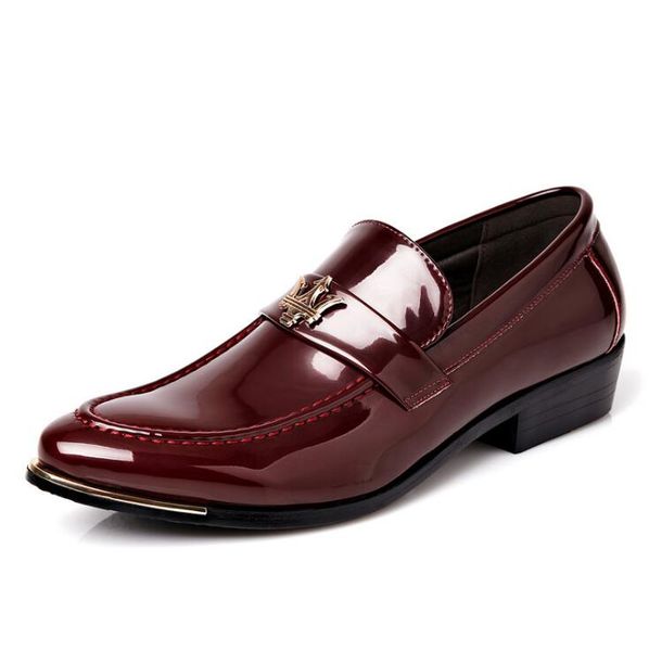 

lian fashion business dress men shoes pointed toe patent leather casual shoes men slip on oxfords shoes 2021 new flats, Black