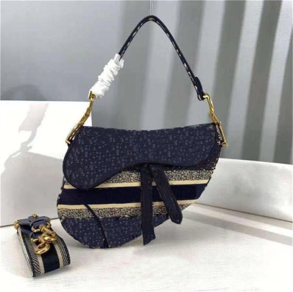 

2021 d word genuine leather saddle bags ladies retro messenger handbags star celebrity inspiration embroidery shoulder crossbody handbag