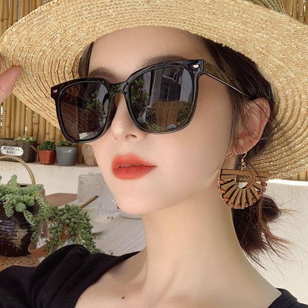 

sunglasses 2021 arrived trendy street beat women square goggle eyewear vintage lens sun glasses female uv, White;black