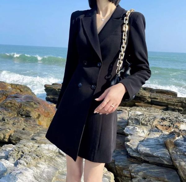 

two piece dress the spring 2021, fashion design suit female temperament commuter professional jacket, White