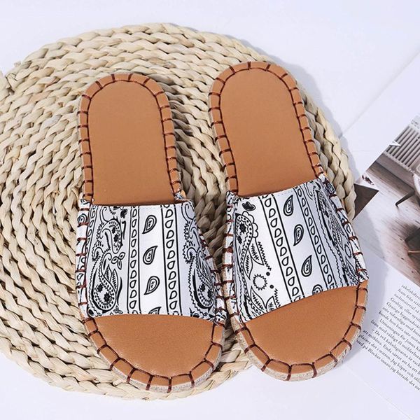 

sandals printed one-floor tow rope flat-bottom large size slippers women 2021 summer rome retro sandalias, Black