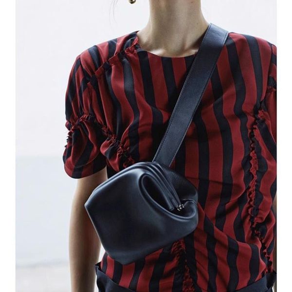 

waist bags vintage women shoulder simple chest pack female handbags fashion pu leather flap cross-body