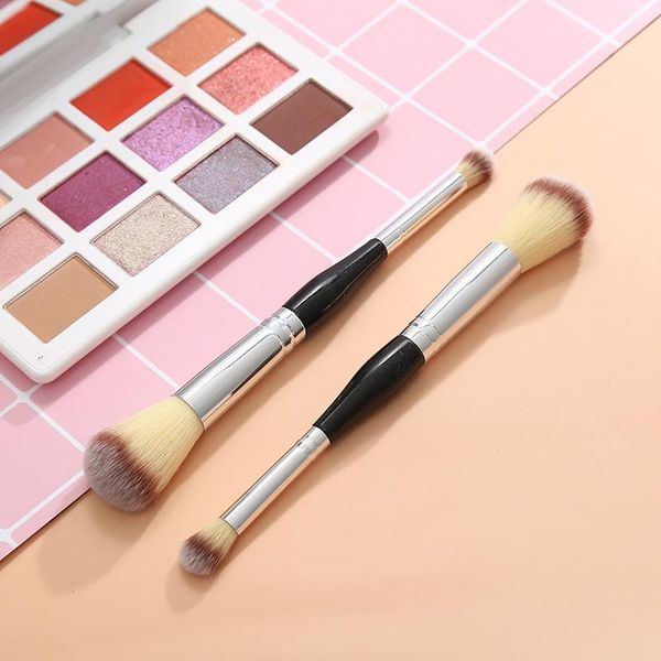 

makeup brushes double-headed brush multi-function high-gloss trimming blush nose shadow powder