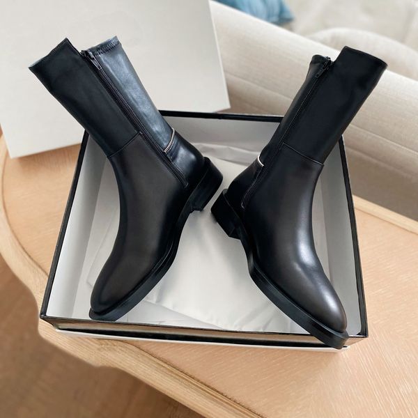 

motorcycle boots cool girl flat casual classic sell chains fashion designer boot new thick bottom luxury leather woman goddess has long legs, Black