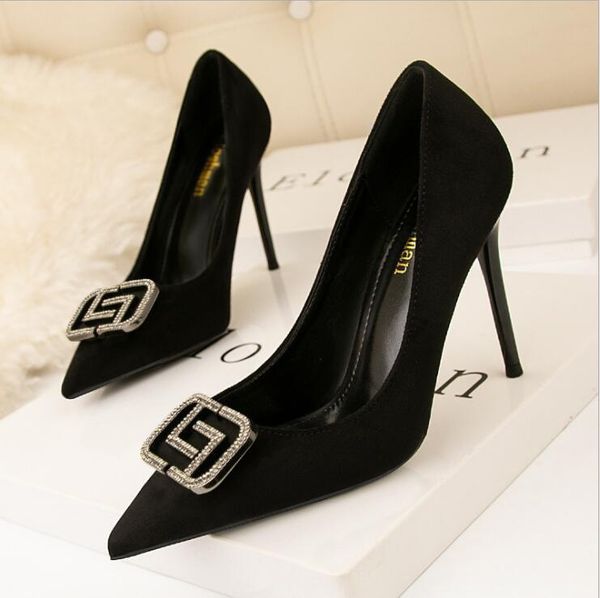 

luxury designer high heels all-match elegant metal buckle french pointed single shoes shallow mouth wedding shoes women, Black