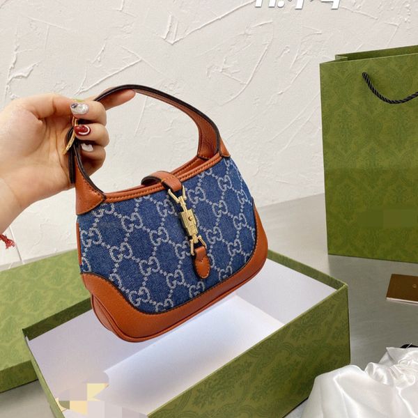 

handbag women luxurys designers bags 2021 purses zhouzhoubao123 wallet purse crossbody bag totes underarm hand denim canvas cre