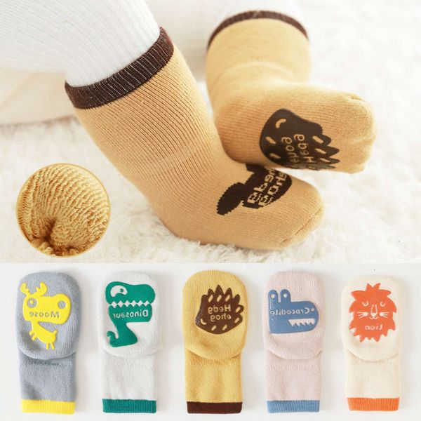 

202120 new autumn and winter terry thickened cartoon dispensing antiskid baby children floor newborn socks, Black;white