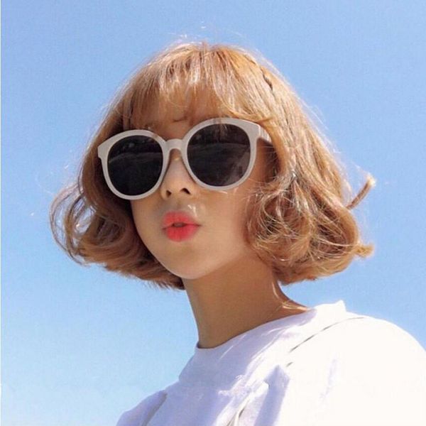 

the web celebrity is a fashion pair of retro round sunglasses, White;black