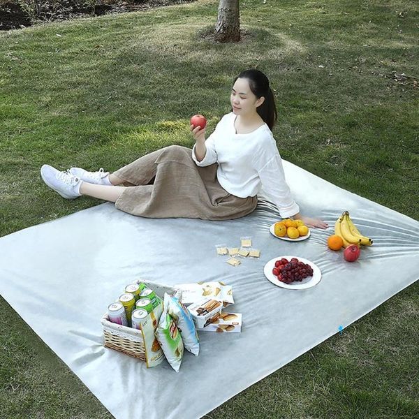

table cloth disposable picnic mat outdoor dampproof waterproof camping beach for beach, picnic, travel 200 x 150cm 20may12