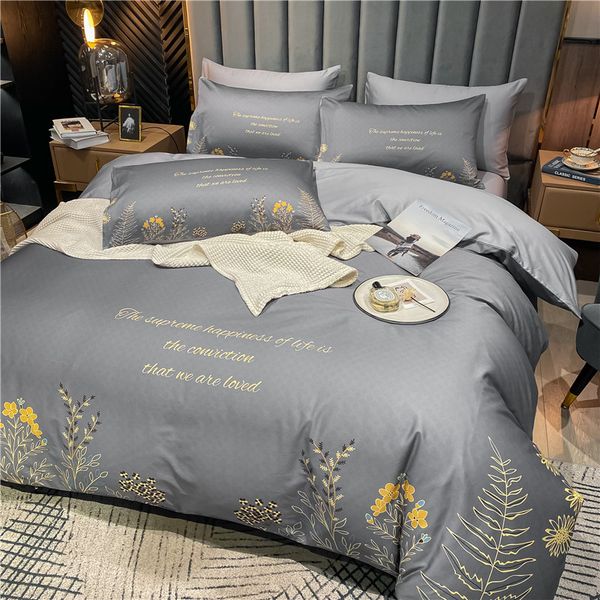 

2021 modern designer bedding set grey winter  bed comforters sets luxury winter bedding