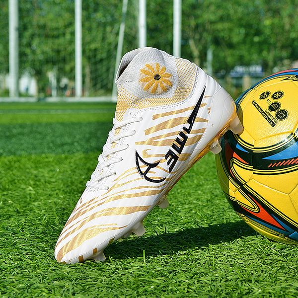 

men soccer shoes indoor training sport sneakers man athletic fustal cleats chaussure de foot enfant high kids football boots