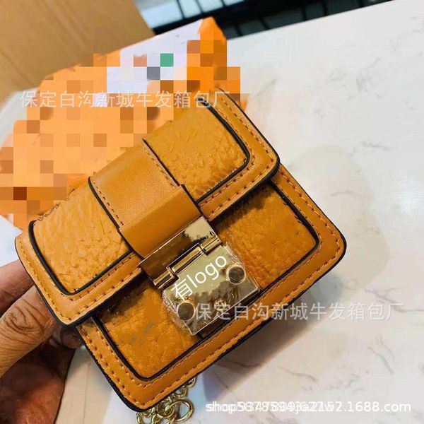 

70% off designer 2021 summer new small square printing chain mini slant key zero purse one shoulder women's bag m60l