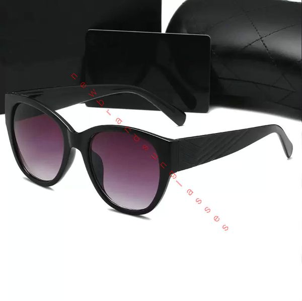Moda Design Donna Occhiali da sole Occhiali da sole Cat-Eye Pop Stile semplice con catena per le orecchie UV 400 Glasses Protective Glasses Top Quality Sonnenbrille