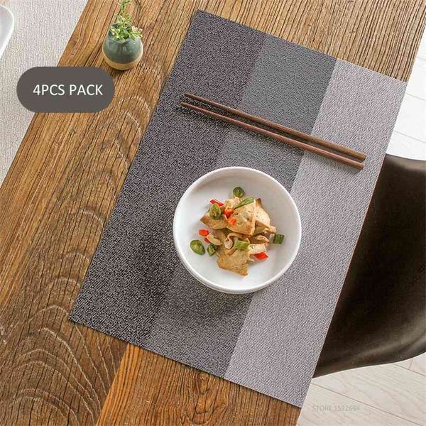 Premium anti-skid placemat lavável mesa de jantar tapetes resistentes ao calor Colocas decorativas tecidas Pacote de tapetes de vinil de 4 pcs 210817