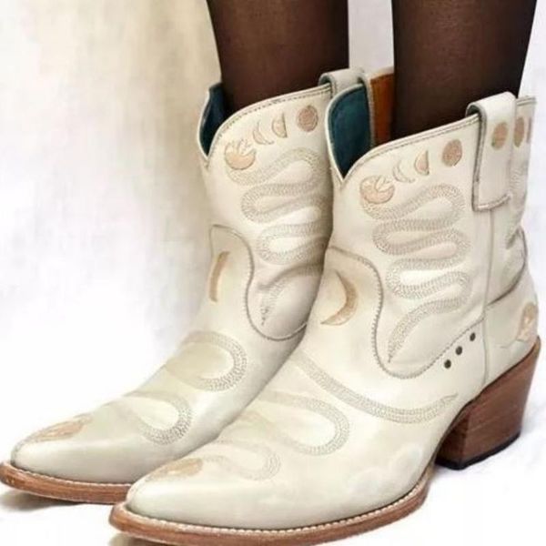 

boots thick heel pointed toe women pu ankle embroidered short fashion deep v-mouth cover foot cowboy kp344, Black