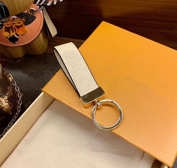 

high qualtiy leather keyring holder brand keychain designers men women car bag key chain with box aime0a, Silver