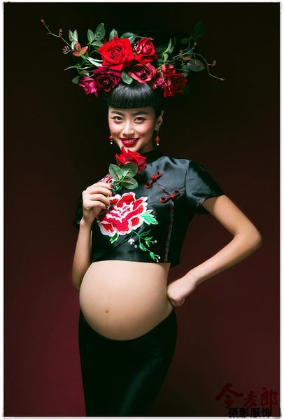 

maternity dresses 2021 fashion pograph pregnant women dress, White