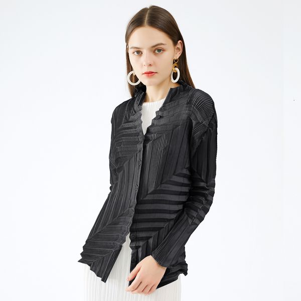 

2021 new heavy industries pleated long sleeve blouse women korean fashion plus size clothing casual button up shirt 2sgr, White