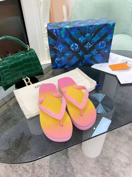 

high version 2021 3d gradient beach flip flops with thick soles for women, Black
